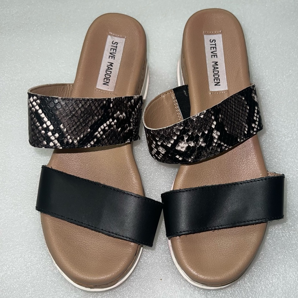 ♥️🩷♥️ Women sandals .